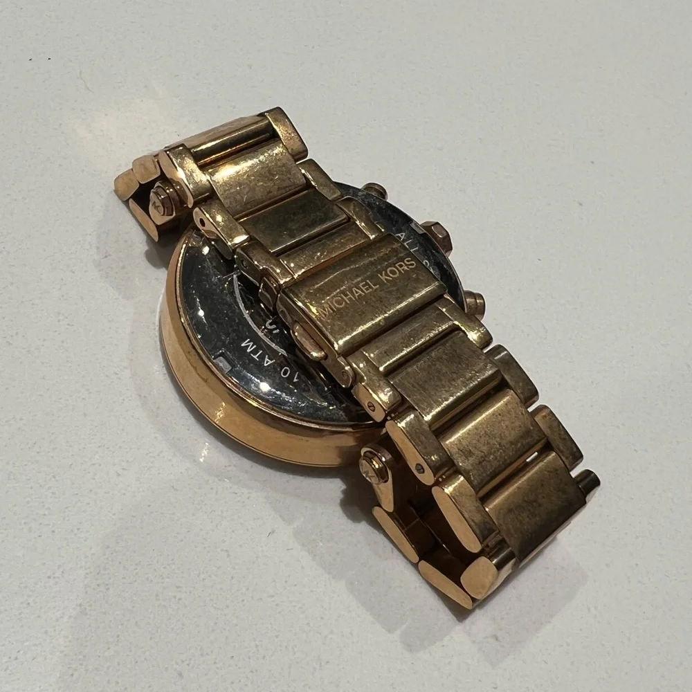 Rose Gold Michael Kors Women’s Watch - Picture 4 of 5
